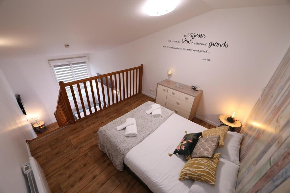 Appart'Hotel Disneyland Dream Close & Safe Монтеврен Екстериор снимка